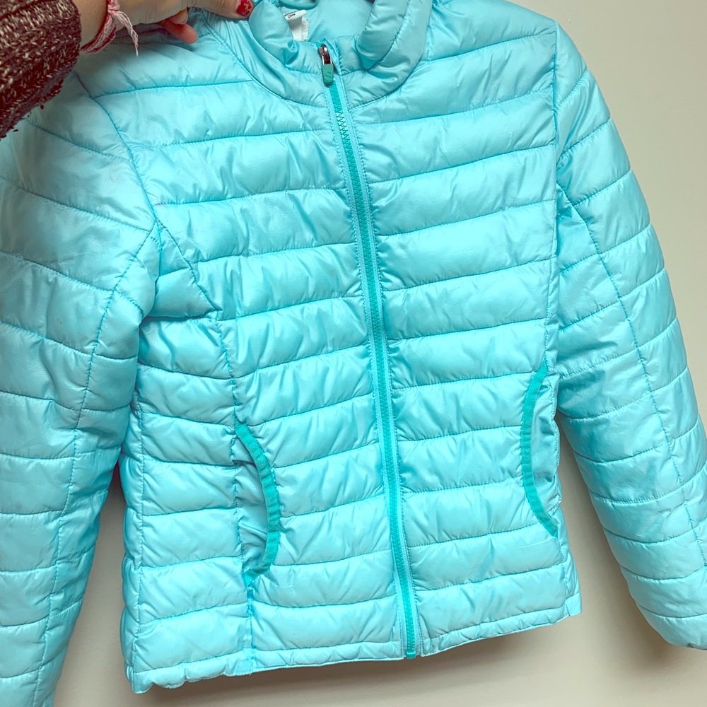 Very pretty girls puffed jacket.